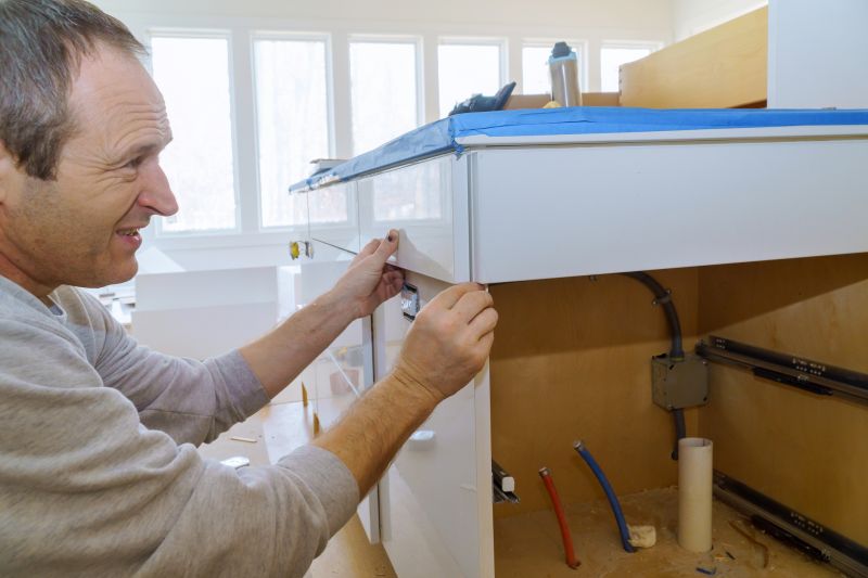 Custom Kitchen Cabinets